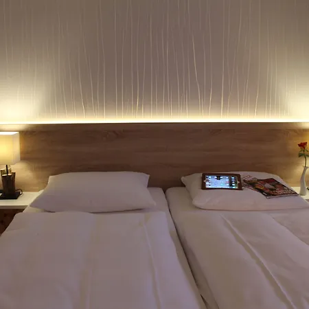 斯普雷勃艮酒店 酒店 3*